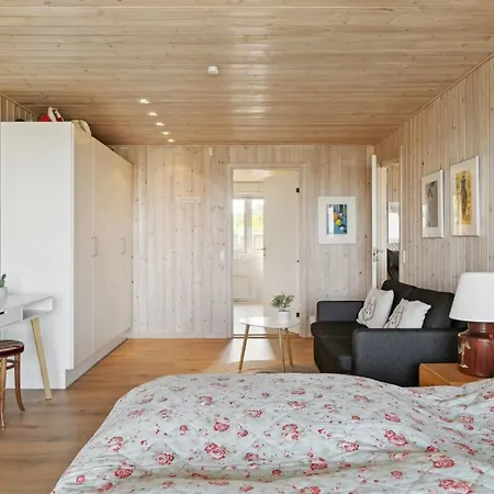 Gjoko - 40m From The Sea By Interhome Feriehus